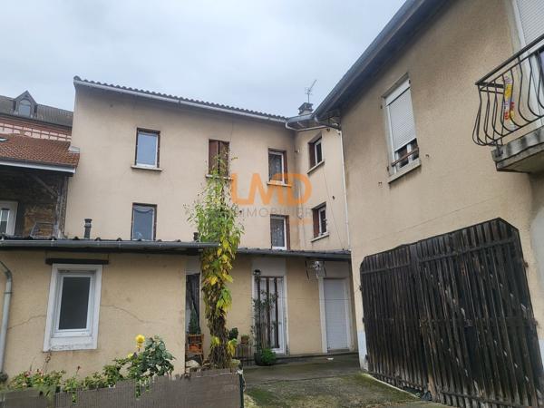 Ensemble immobilier à Decazeville très bonne rentabilité