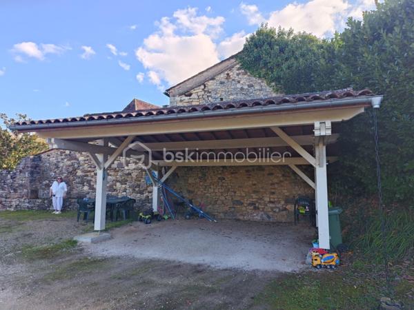 Maison en pierre de 132 m²