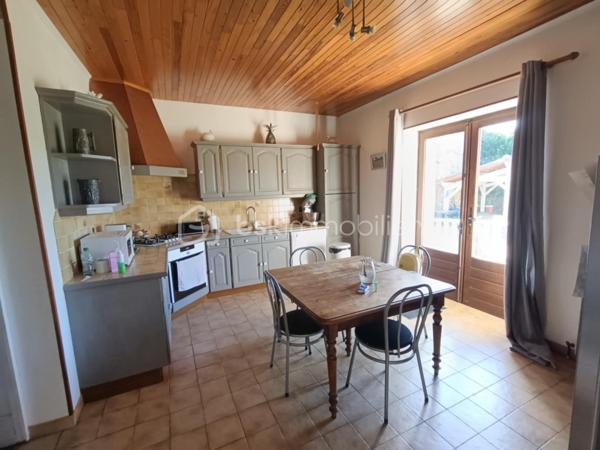 Maison en pierre de 132 m²