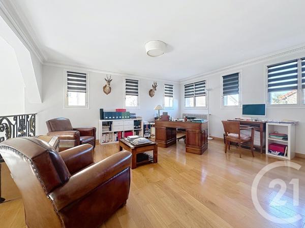 Maison à vendre  6 pièces - 190,74 m2 THIAIS - 94