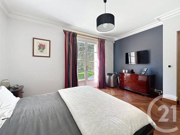 Maison à vendre  6 pièces - 190,74 m2 THIAIS - 94