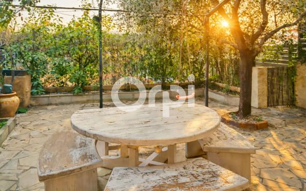 Appartement à vendre    4 pièces • 75,68 m2 Cogolin