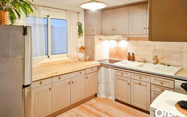 Appartement à vendre    4 pièces • 75,68 m2 Cogolin