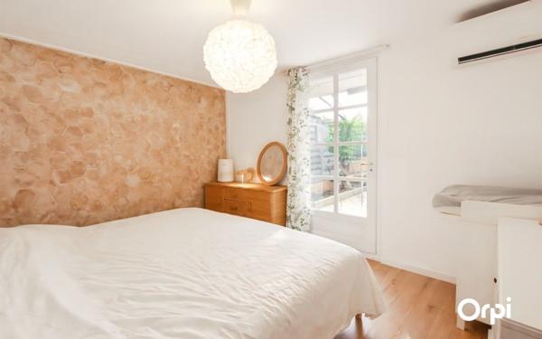 Appartement à vendre    4 pièces • 75,68 m2 Cogolin