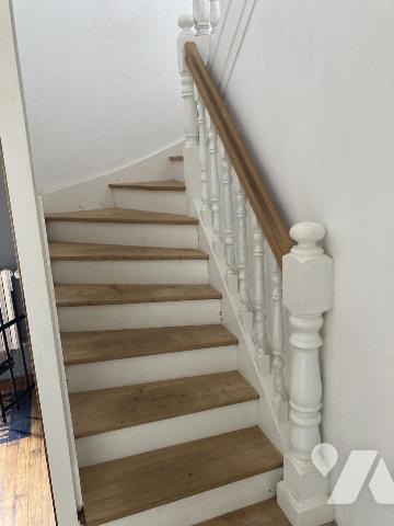 En centre ville maison traditionnelle sur terrain d'environ 1300 m²