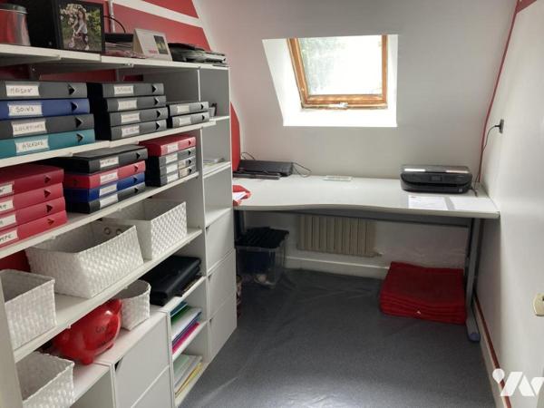 En centre ville maison traditionnelle sur terrain d'environ 1300 m²