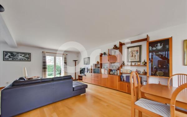 Maison à vendre    7 pièces • 136 m2 Senlis