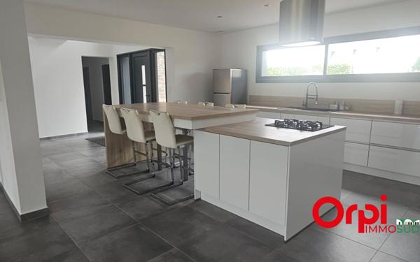 Maison à louer    6 pièces • 264 m2 Warloy-Baillon