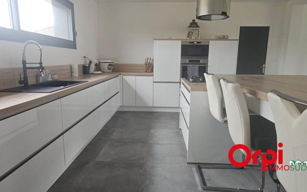 Maison à louer    6 pièces • 264 m2 Warloy-Baillon