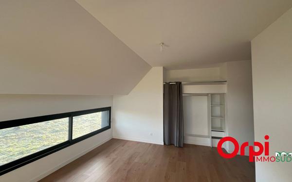 Maison à louer    6 pièces • 264 m2 Warloy-Baillon