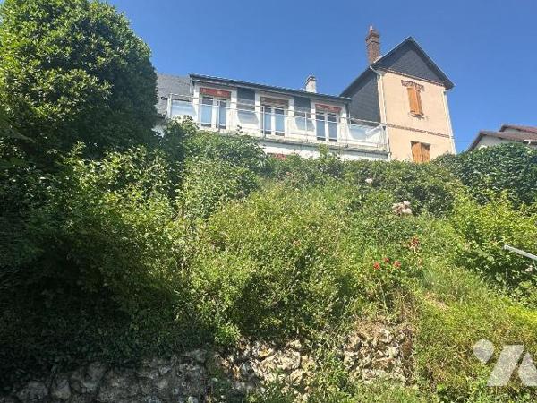 A VENDRE Maison individuelle T4 à BONSECOURS (76240) d'une surface habitable d'environ 90 m², é...