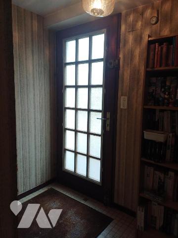 A VENDRE à LES SORINIERES - Maison T8 à rénover de 160m2 hab. sur 575m2 de jardin