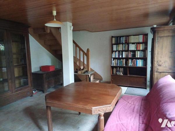 A VENDRE à LES SORINIERES - Maison T8 à rénover de 160m2 hab. sur 575m2 de jardin