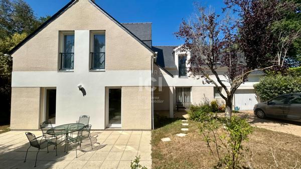 A VENDRE : Orvault Bourg, Maison récente (2016) 105 m2, 3 chambres, un bien rare alliant confort, modernité et cadre de vie idéal !