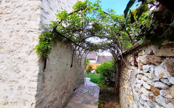 Maison à vendre    4 pièces • 85 m2 Épône