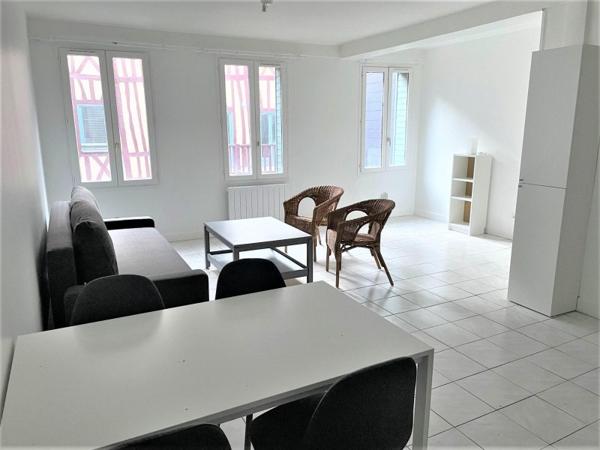 Location / Appartement