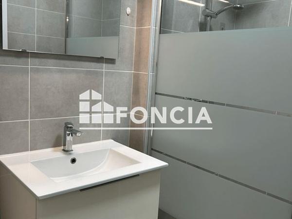 Location Appartement 2 pièces 50.4 m² - RESIDENCE KERIVOAL Quimper 29000