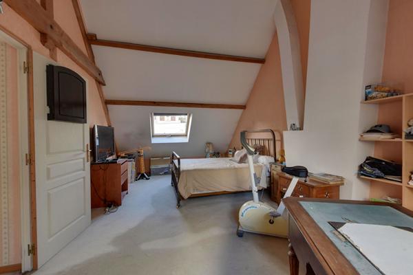 Maison de 6 pièces à 2 minutes du métro Place Carnot