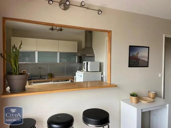 Appartement à louer 2 pièces 48.5m² Bordeaux (33000)