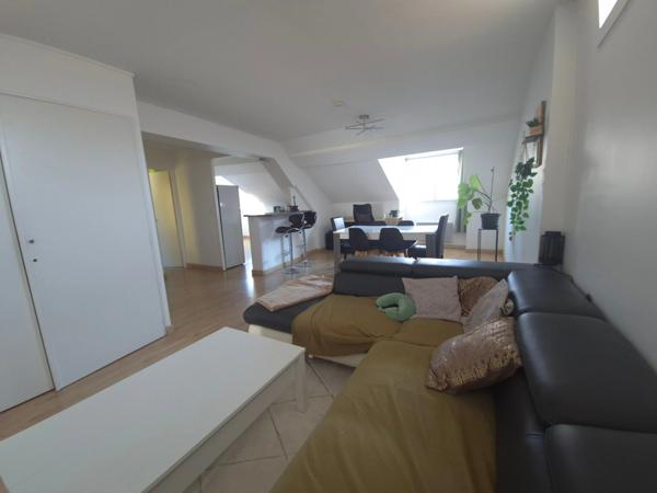 T2 meublé 62 m² — Dernier étage au calme, cœur de Rives — Prêt à vivre / locatif