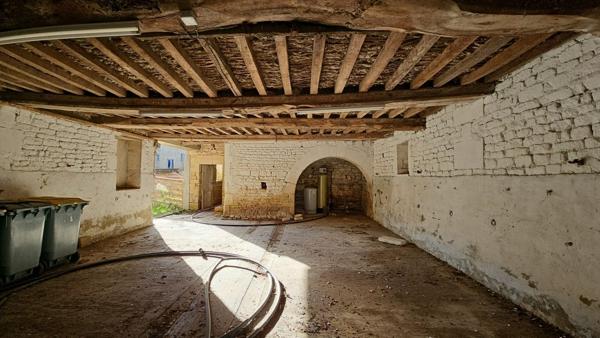 Dernier lot - Grange à rénover dans magnifique corps de ferme proche mer et Bayeux