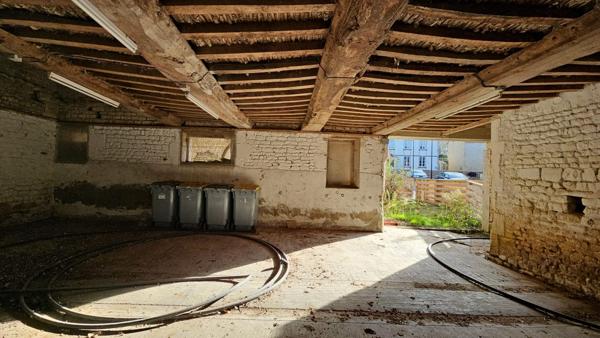 Dernier lot - Grange à rénover dans magnifique corps de ferme proche mer et Bayeux