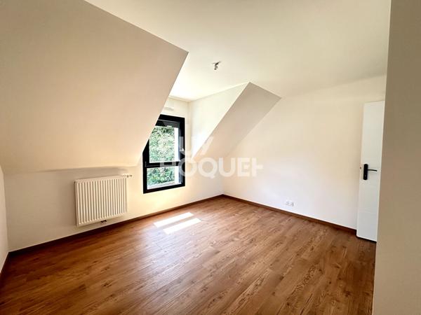 Maison neuve de 125 m² - Hors lotissement - Vue imprenable sur la forêt - Proche Vannes