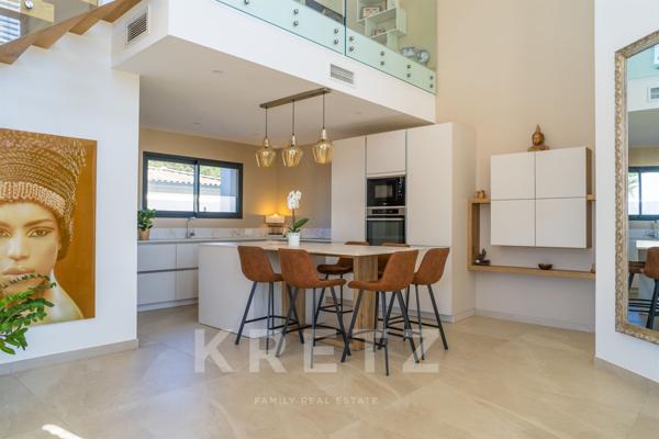 Villa contemporaine en bord de mer