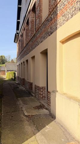 À VENDRE - Maison entièrement rénové + local commercial