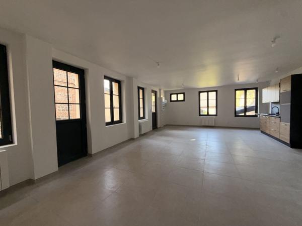 À VENDRE - Maison entièrement rénové + local commercial