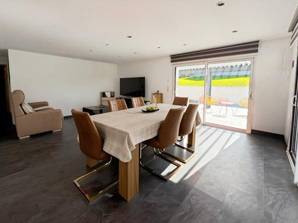 Maison récente et lumineuse à Grand-Champ, 88 m² habitables, 2800 m² de terrain