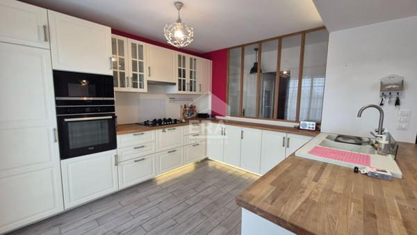 Maison Coubert 6 pièce(s) 131.76 m2