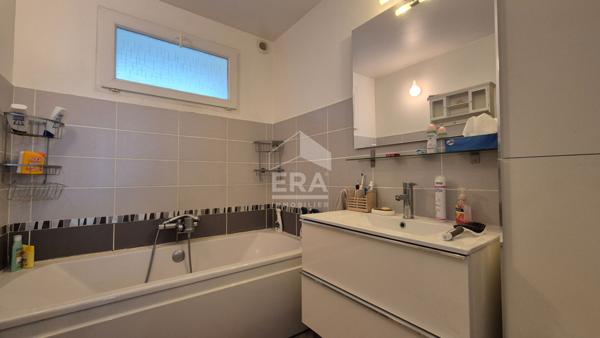 Maison Coubert 6 pièce(s) 131.76 m2