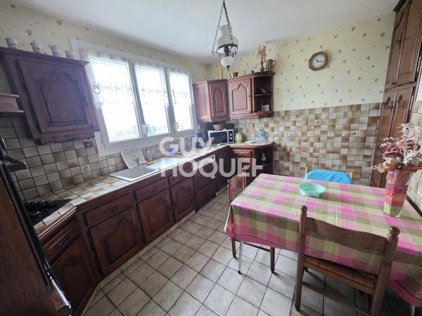 MAISON À VENDRE DE 6 PIÈCES DE 147,00 M²