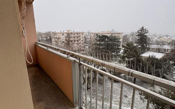 Appartement à vendre    3 pièces • 66 m2 Nevers