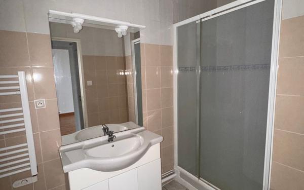 Appartement à vendre    3 pièces • 66 m2 Nevers