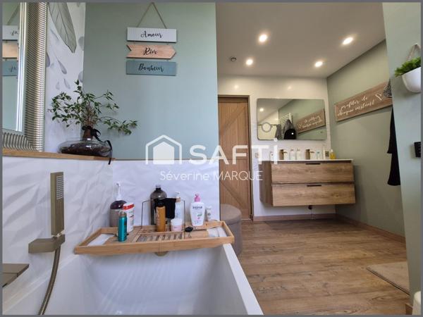 Spacieuse Maison plain-pied avec garage et appartement!