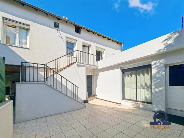 La Ricamarie (42150) Maison au calme avec terrasses