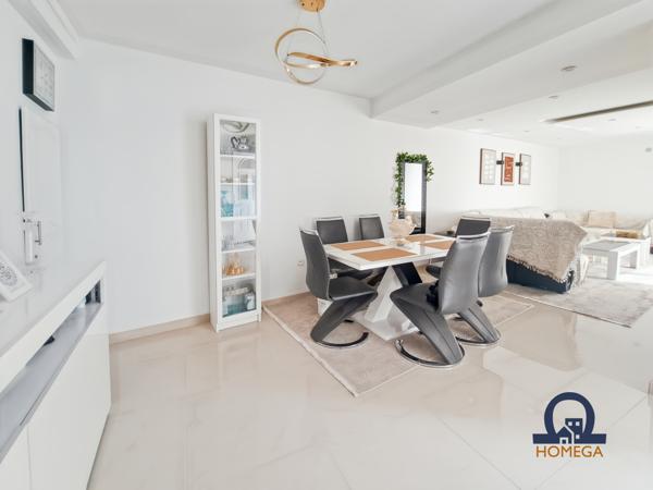 La Ricamarie (42150) Maison au calme avec terrasses