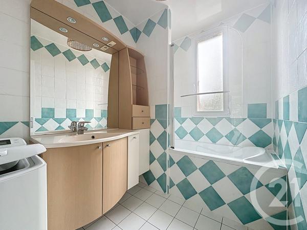 Appartement à vendre  4 pièces - 65,26 m2 BUC - 78