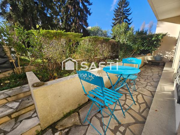 Appartement spacieux de 88 m2 avec extérieur de 30 m2 en centre-ville