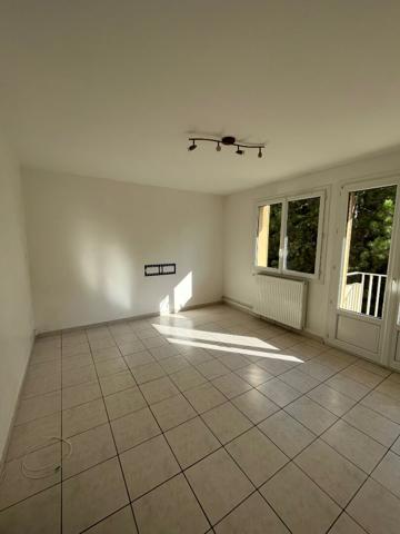Appartement T3 à Rouen avec balcon et garage