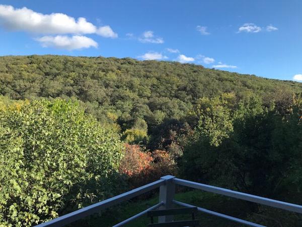 Maison de village meublée 4 pièces 40 m2 sur deux niveaux