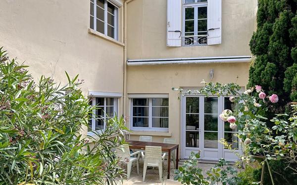 Maison à vendre    6 pièces •  Bergerac