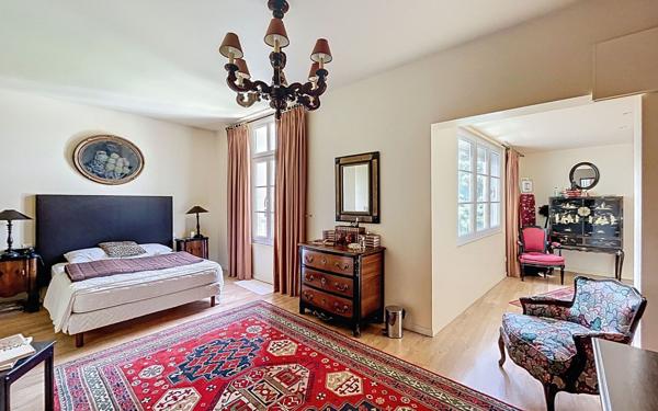 Maison à vendre    6 pièces •  Bergerac