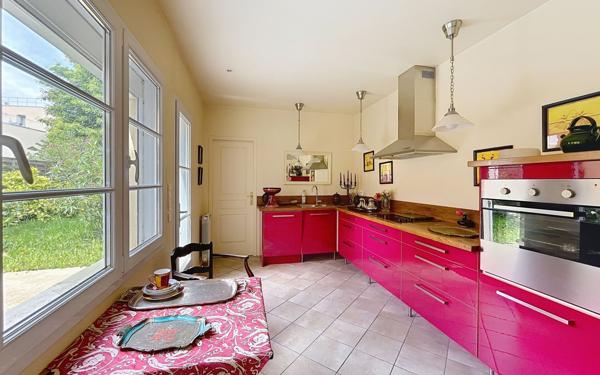 Maison à vendre    6 pièces •  Bergerac