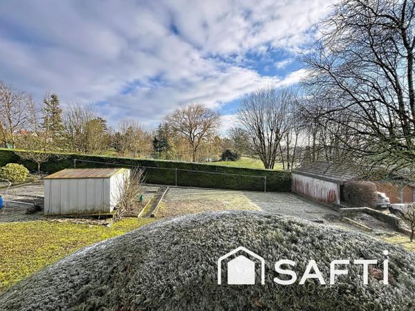 Maison idéalement située proche du centre bourg