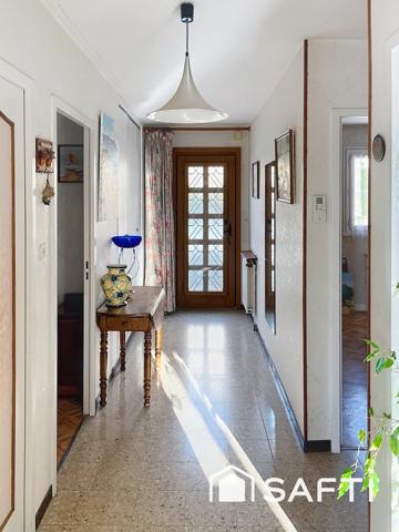 Maison idéalement située proche du centre bourg