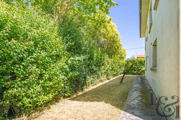 Maison traditionnelle des années 1970 à vendre à Villeneuve-sur-Lot
