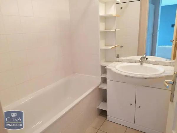 Appartement à louer 2 pièces 53.7m² Marmande (47200)